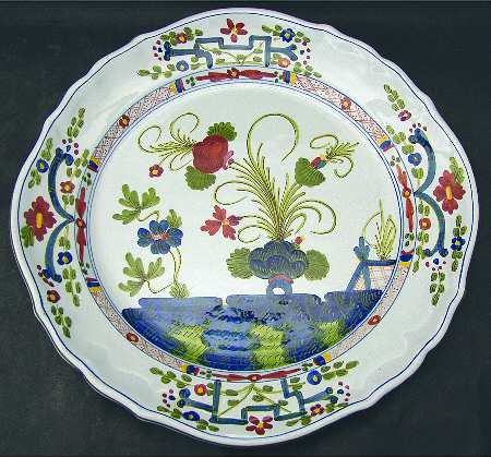 Carnation 13" Chop Plate (Round Platter)