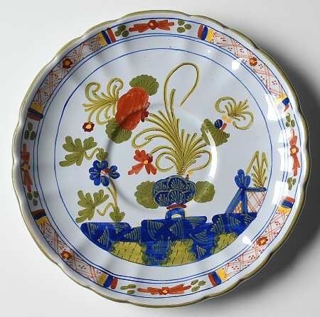Carnation Saucer for Flat Cup