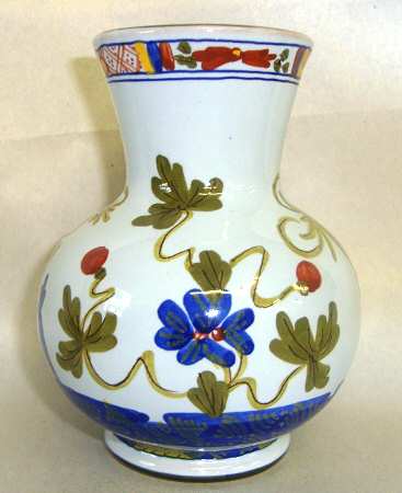 Carnation 5" Vase