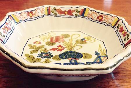 Carnation 8" Octagonal Dish