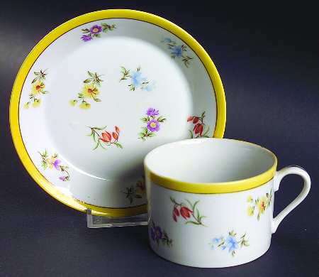 Grand Duchess Flat Cup & Saucer Set