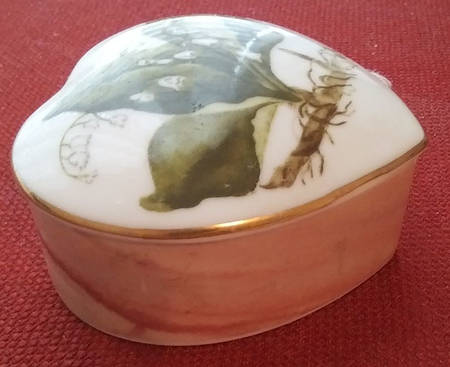 Irish Garden Heart Shape Box & Lid
