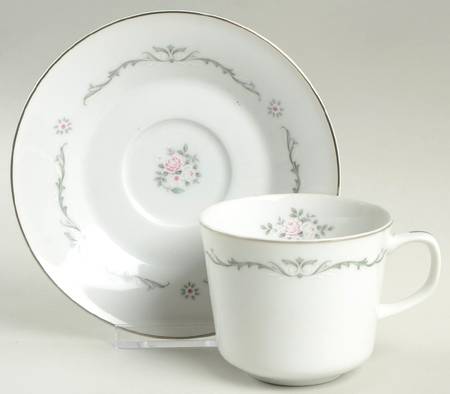 Petite Bouquet Flat Cup & Saucer Set