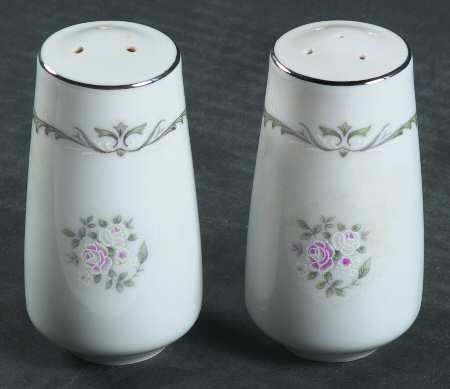 Petite Bouquet Salt & Pepper Set
