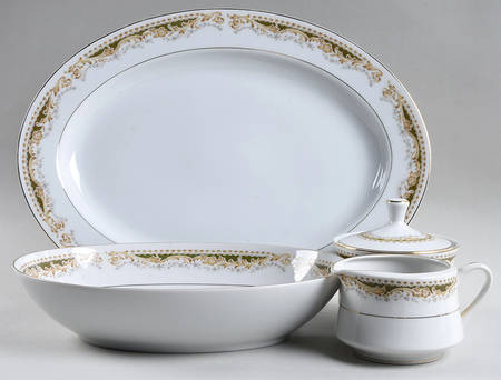Queen Anne 5 Piece Hostess Set