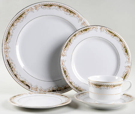 Queen Anne 40 Piece Estate Set