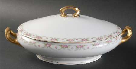 OHM158 Oval Covered Vegetable