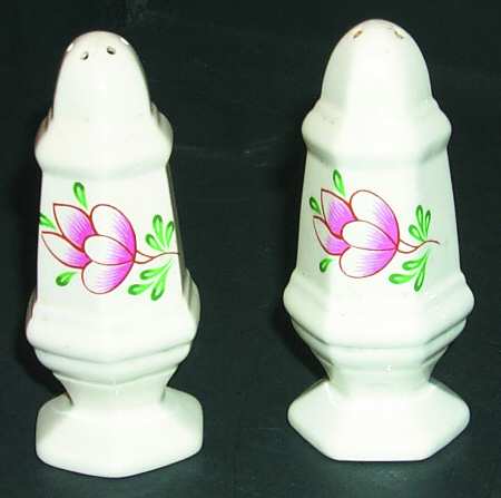 Greenfield Village Salt & Pepper Set