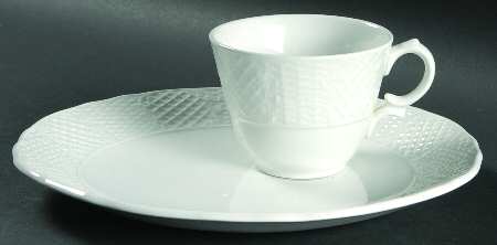 Marlborough (Embossed Wicker Lattice Rim) Snack Plate & Cup Set