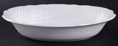 Marlborough (Embossed Wicker Lattice Rim) 9" Oval Vegetable Bowl