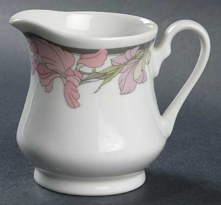 Sweet Iris Creamer