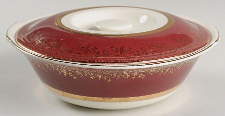 Aristocrat Maroon (Floral Center) Round Covered Vegetable