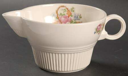 Basket Pp (No Gold) Gravy Boat