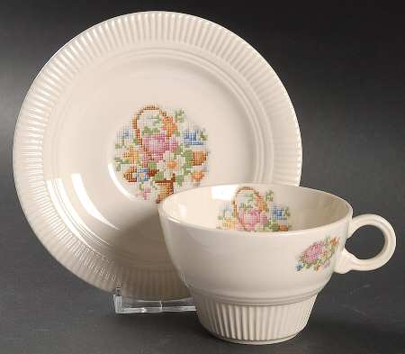 Basket Pp (No Gold) Flat Cup & Saucer Set