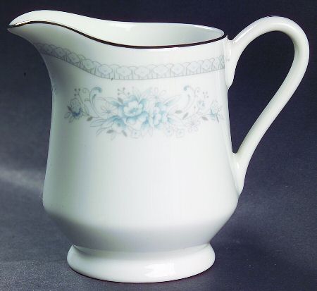 Bridal Bouquet Creamer