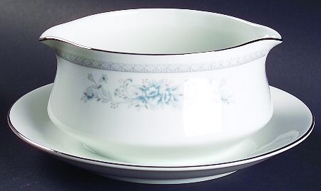 Bridal Bouquet Round Gravy Boat/Attached Underplate