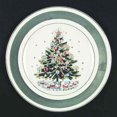 Christmas Eve (Earthenware, Green, Gold) by Salem
