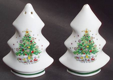Christmas Eve (Porcelain) Salt & Pepper Set
