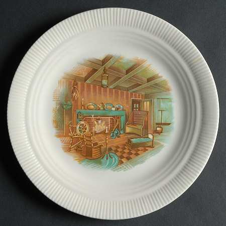Colonial Fireside Luncheon Plate