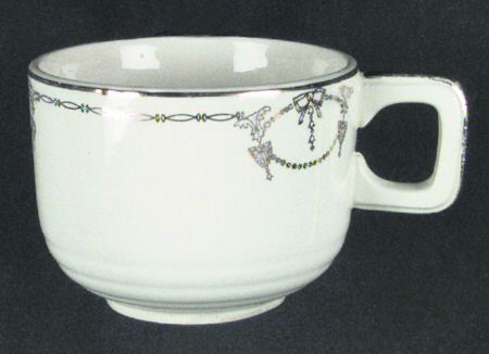 Commodore Flat Cup