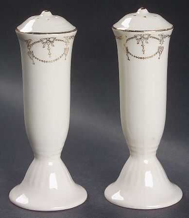 Commodore Salt & Pepper Set