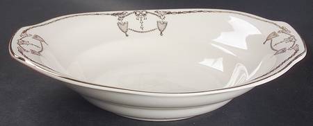 Commodore 9" Oval Vegetable Bowl
