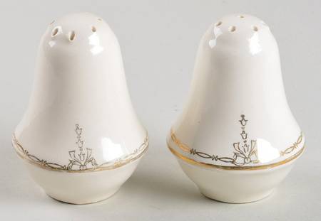 Commodore Salt & Pepper Set