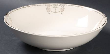 Commodore 9" Round Vegetable Bowl