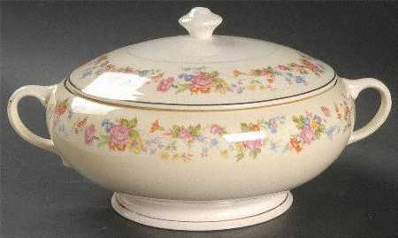 Debutante Round Covered Vegetable