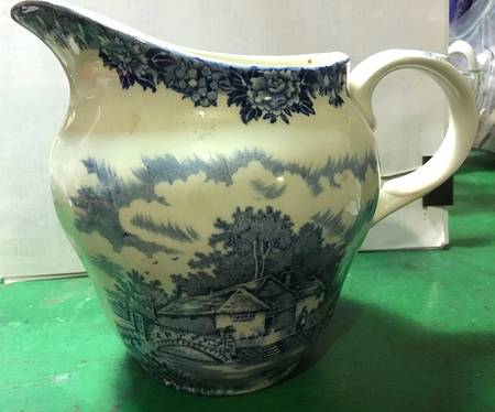 English Village Blue 32 Oz Pitcher