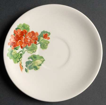 Geranium Saucer