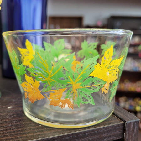 Maple Leaf Glassware Fruit Bowl