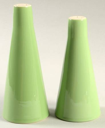 Maple Leaf Salt & Pepper Set