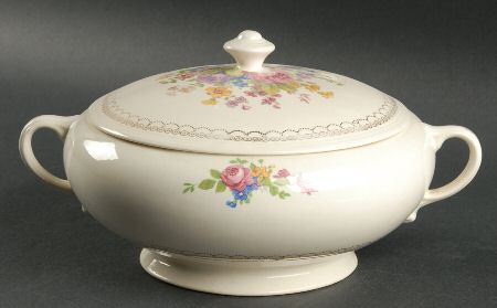 Maryland Round Covered Vegetable