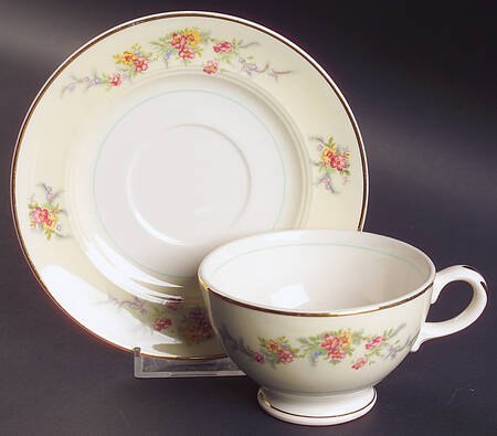 Monticello (Smooth Rim) Footed Cup & Saucer Set