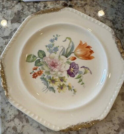 Rust Tulip Bread & Butter Plate