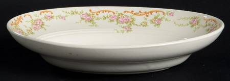 Sandra 9" Oval Vegetable Bowl