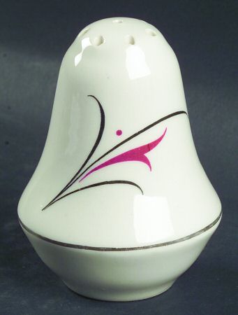 Simplicity Pink Pepper Shaker