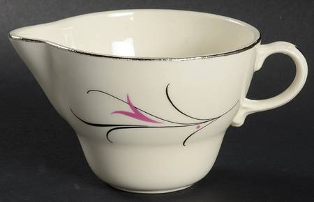 Simplicity Pink Creamer