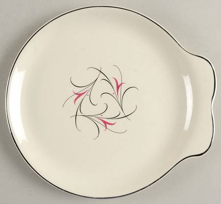 Simplicity Pink Underplate for Gravy Boat