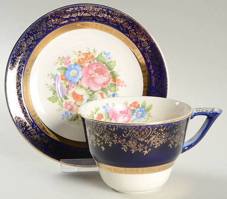 SLM76 Flat Cup & Saucer Set