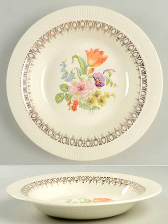 Rust Tulip (Victory) Rim Soup Bowl