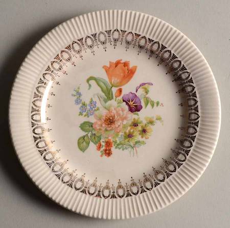 Rust Tulip (Victory) Bread & Butter Plate