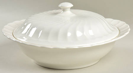 Swirl Round Covered Vegetable