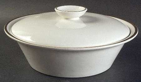 Symphony In Gold Round Covered Vegetable