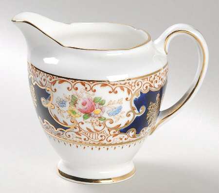 2207 Creamer