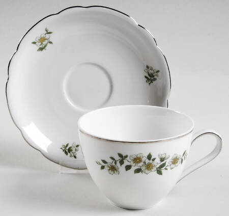 Barlow Flat Cup & Saucer Set