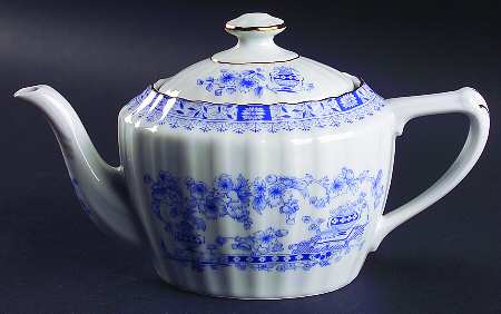 China Blau Teapot & Lid