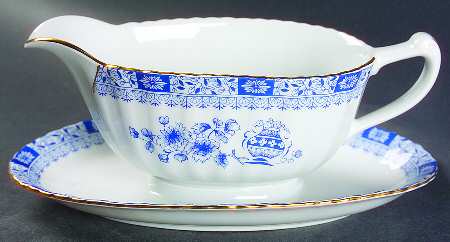 China Blau Gravy Boat with Attached Underplate by Seltmann