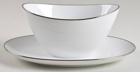 Fairfax Gravy Boat with Attached Underplate